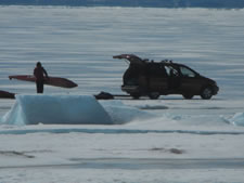 03-24-11-assemble-iceboat-02