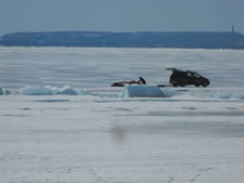 03-24-11-assemble-iceboat-06