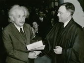 citizen-einstein-s